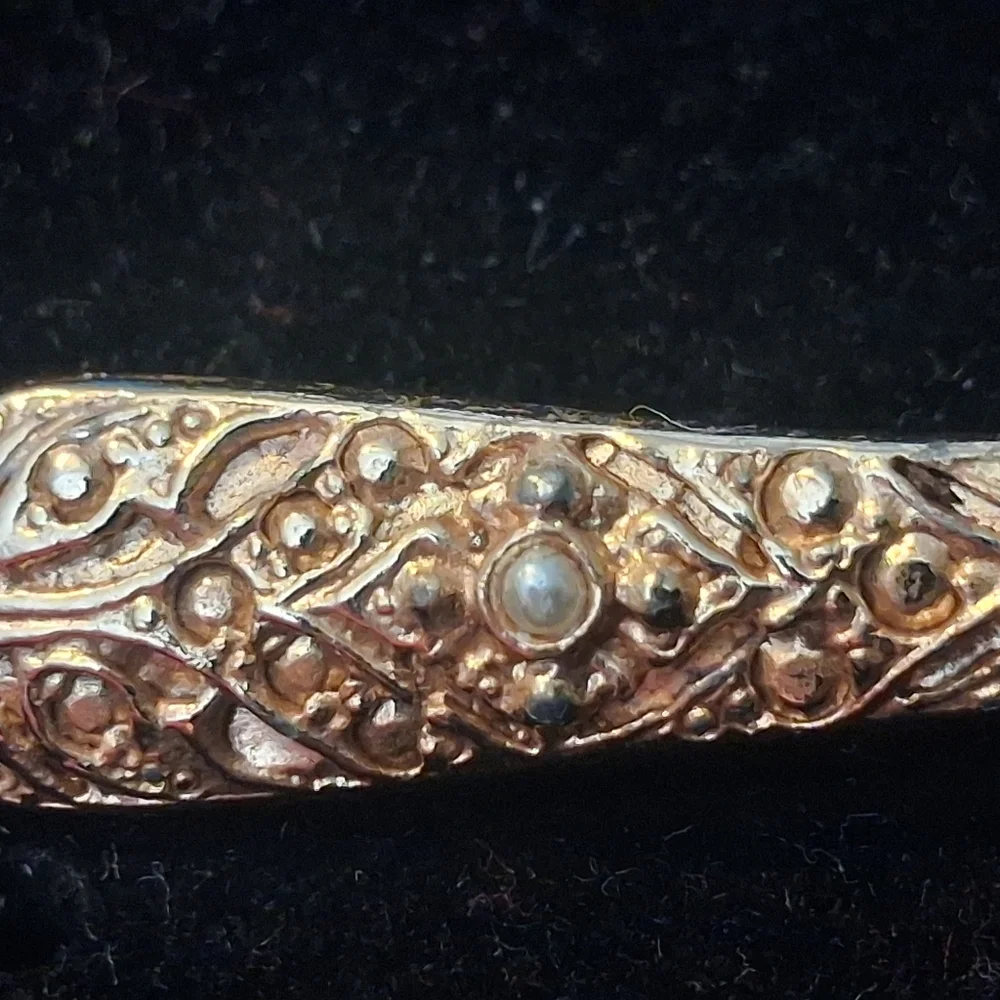 Elegant Goldtone Brooch With Faux Pearl Accents